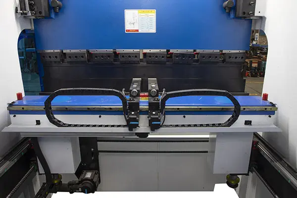 Automatic Z1,Z2 backgauge fingers