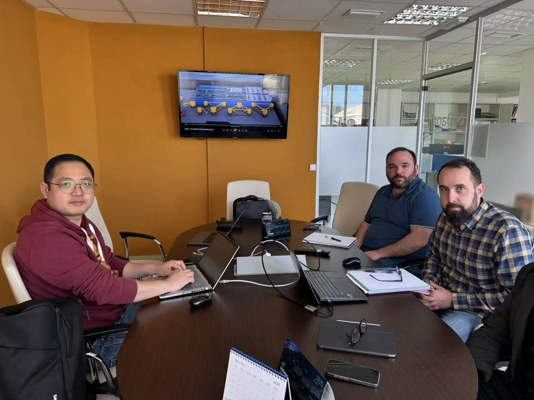 Visit Spanish customers