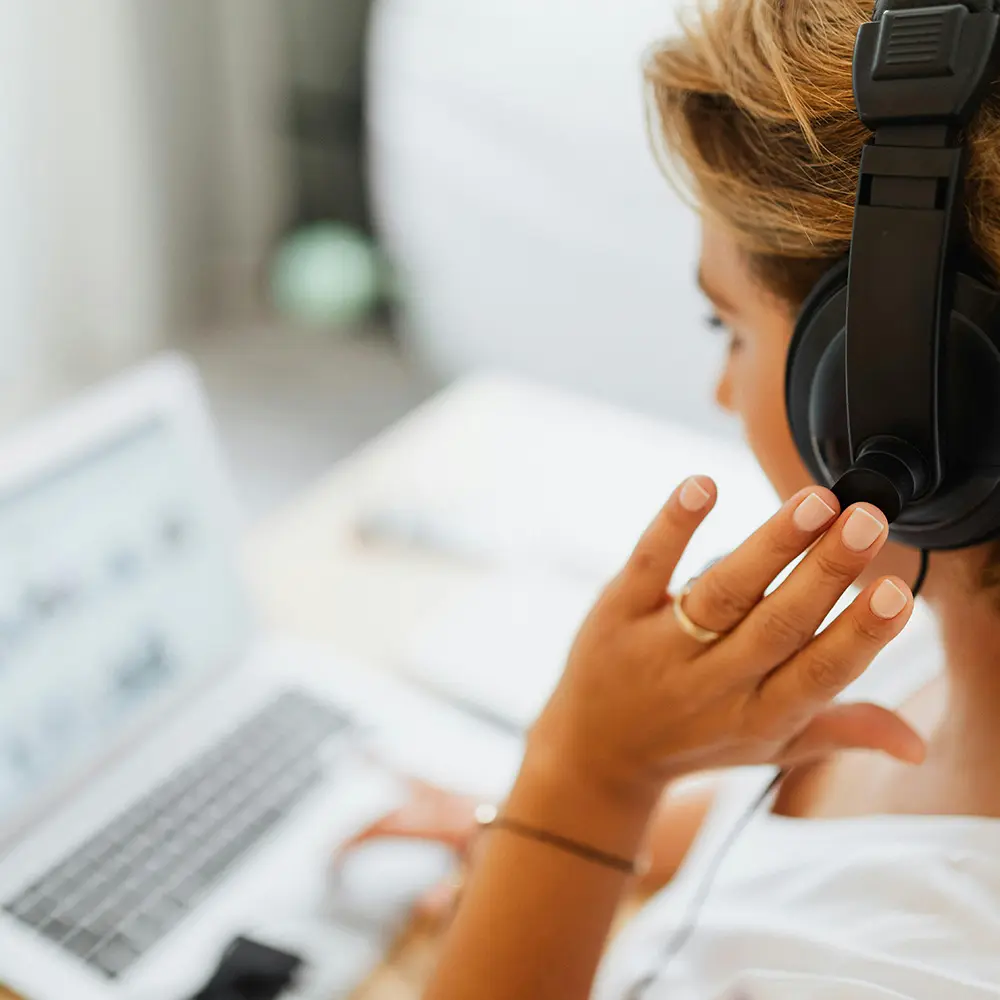 pexels-karolina-grabowska-5239913